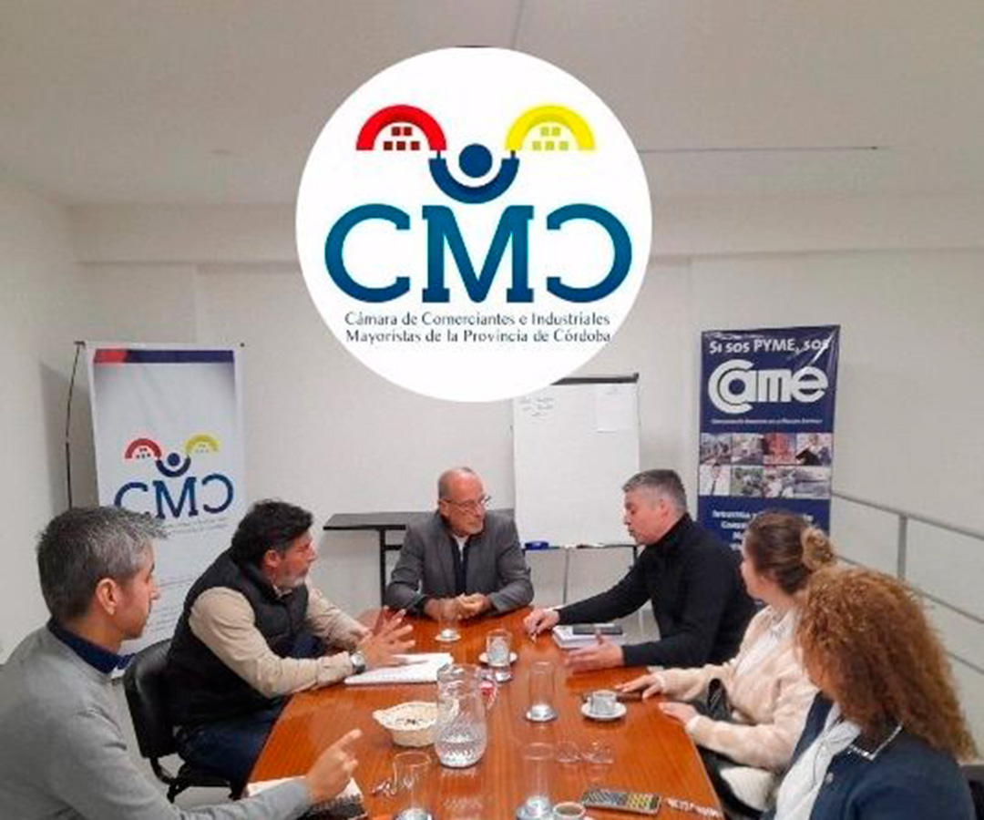 Reunión con funcionarios municipales